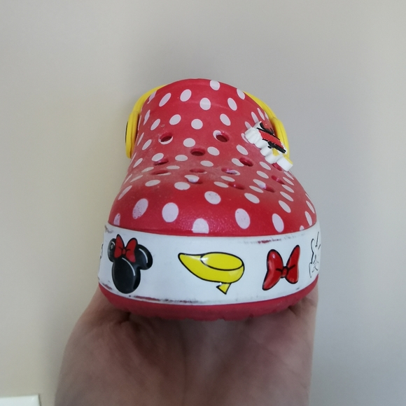 Disney Lightning Crocs - Picture 5 of 9